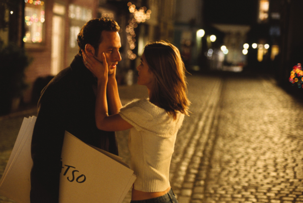 Ulice, kde bydlí Juliet ve filmu&nbsp;Láska nebeská (2003)

Existuje ještě vůbec někdo, kdo tuhle scénu neviděl? Nebo někdo, kdo ji naprosto nemiluje? Už se nemůžeme dočkat, až si Láskou nebesku zase den před Štědrým dnem pustíme.
