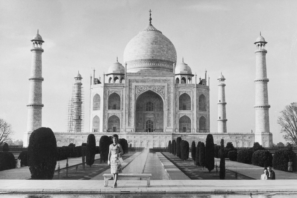 1962

V roce 1962 vyrazil manželský pár na státní návštěvu Indie.&nbsp;
