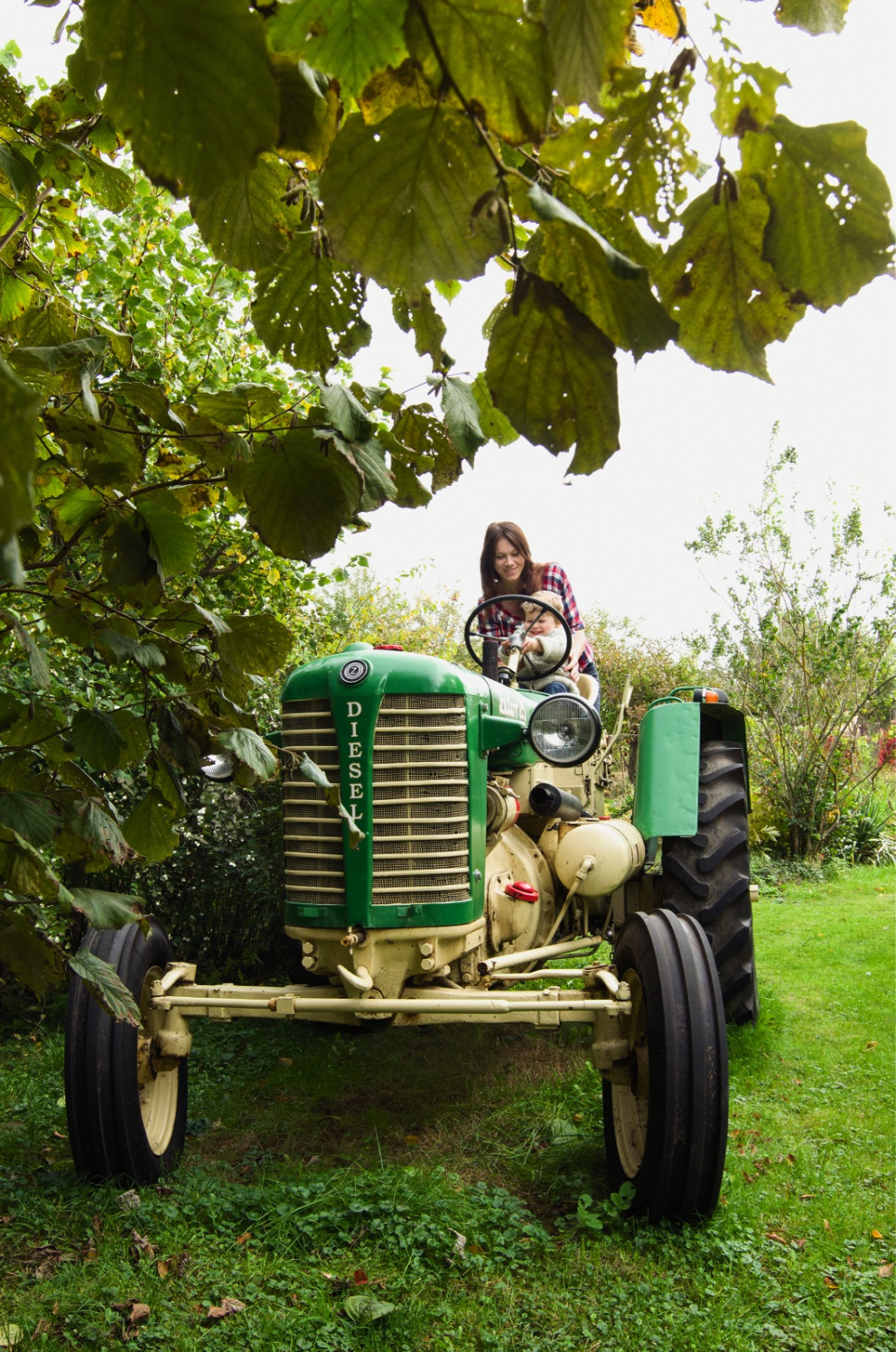 Vášní Hančina tatínka je starý model traktoru Zetor