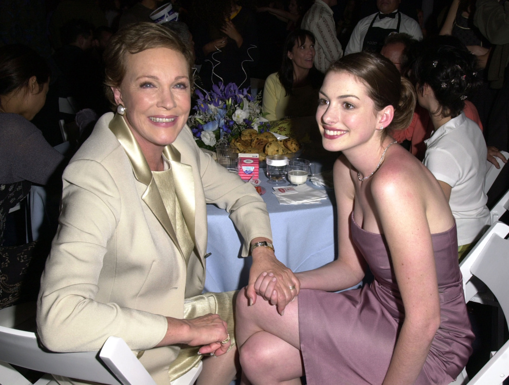 Anne Hathaway a Julie Andrews