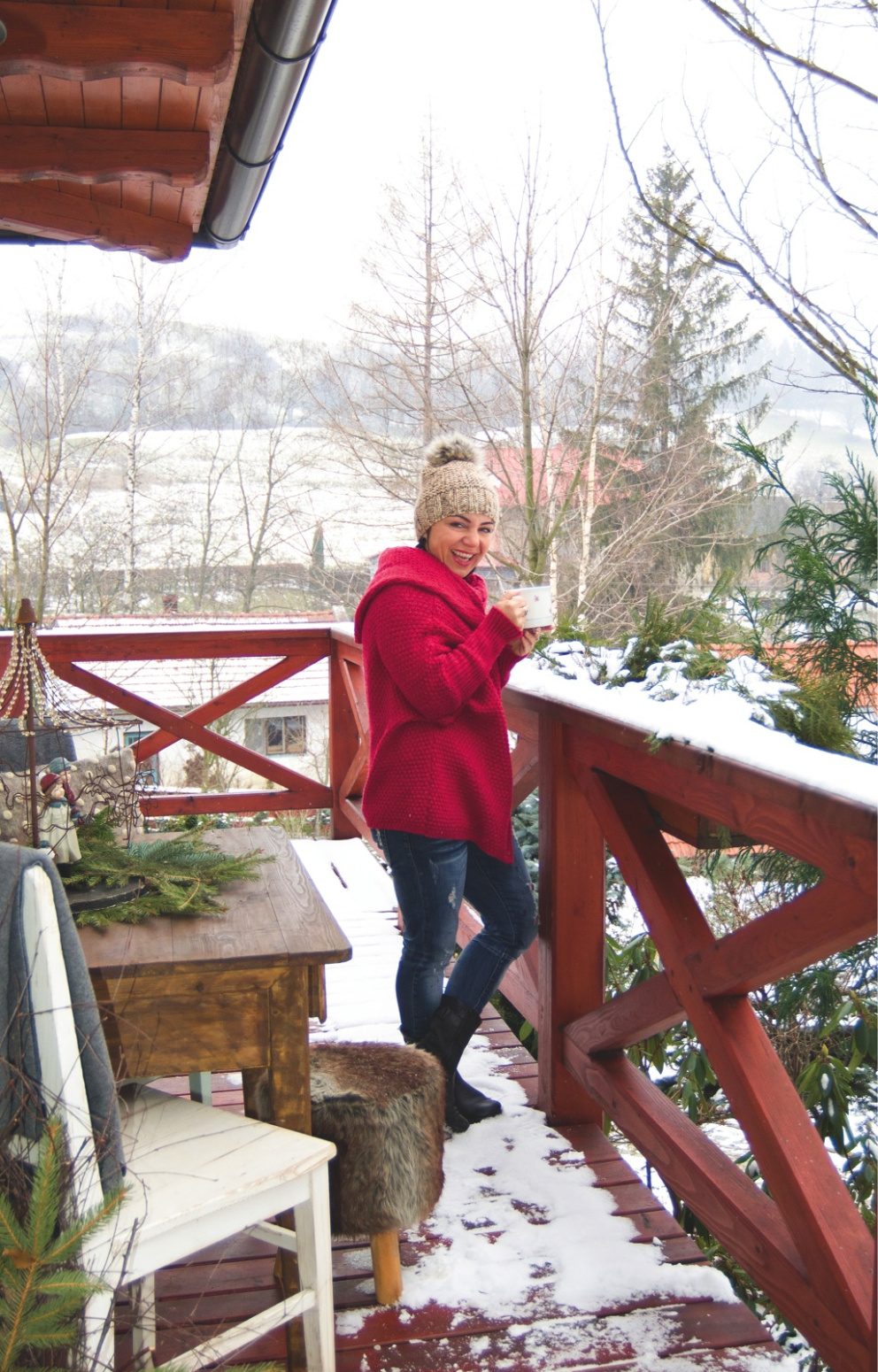 Tereza Bartulcová na terase svého domu