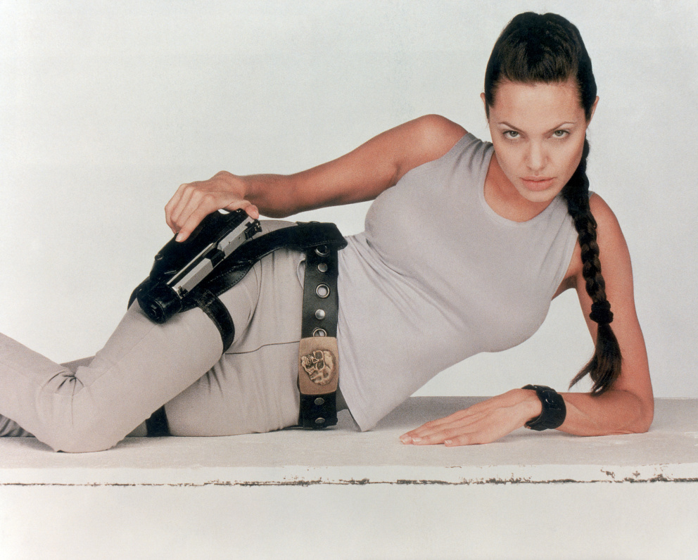 Lara Croft, Lara Croft - Tomb Raider

Dcera vědce, která bojuje proti tajnému společenství, zatímco hledá poklad, který jí umožní mít neomezenou moc nad časem a prostorem. Jak bychom takovou postavu mohli nezmínit? Ještě k tomu když ji ve verzi z roku 2001 hraje Angelina Jolie!
