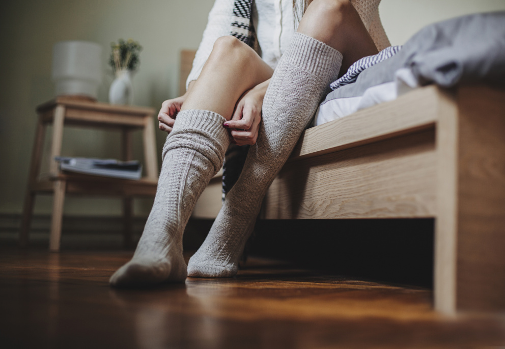 Nasazování ponožek před spánkem