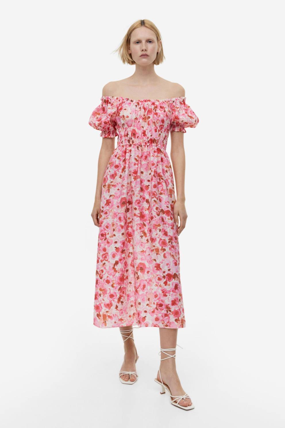 Šaty s odhalenými rameny, H&M, 899 Kč
