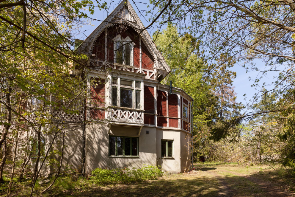 Navštivte s námi tajemnou švédskou vilu, kde se na dlouhá desetiletí doslova zastavil čas