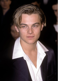 Leonardo DiCaprio v 90. letech

Podobně to měl i Pittův herecký kolega Leonardo DiCaprio. Jeho kariéra odstartovala raketovou rychlostí v 90. letech, když byl teprve teenager, a to díky hlavním rolím ve filmech Romeo a Julie a samozřejmě Titanic.