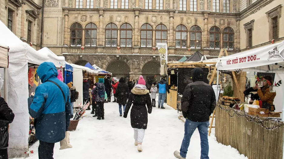 Zámek se rozzáří a Dvořákův dům ožije: Advent v Nelahozevsi slibuje kouzelné víkendové putování