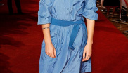 2007

Na udílení National Movie Awards v modrých košilových šatech