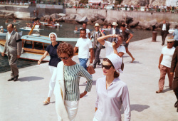 1962

Na italské pláži u města Amalfi.